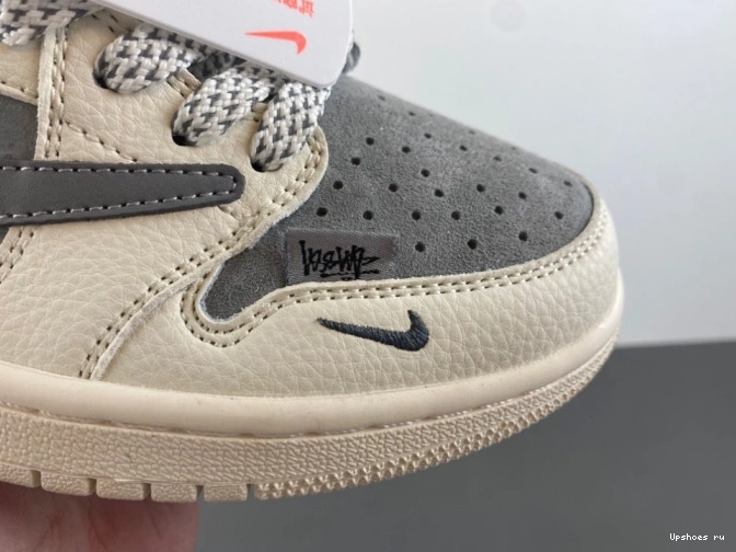 x Fragment Scott Travis x Air 1 Design  Jordan Low   AJ-SJ2068-130 Jordan 0106